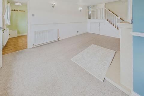 12 Combs Close, New Mills, High Peak, SK22 3ED