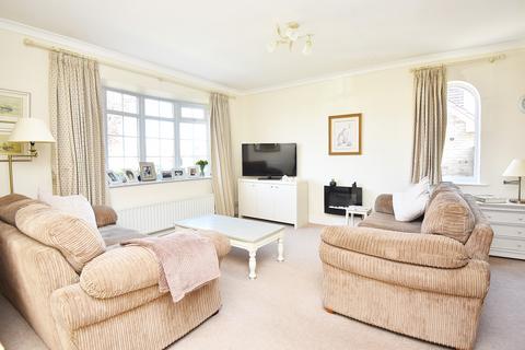10 Brookfield Crescent, Hampsthwaite, Harrogate, HG3 2EE