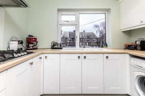 1 bedroom flat to rent, Collingwood Close, Twickenham TW2