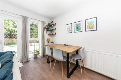 44 Campden Road, South Croydon, CR2 7EN