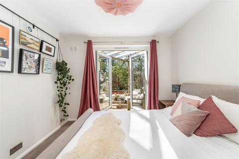 44 Campden Road, South Croydon, CR2 7EN
