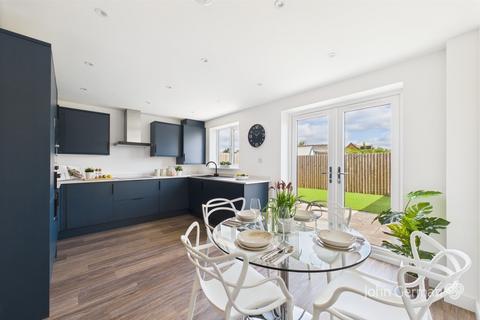 4 bedroom semi-detached house for sale, Mount Road, Castle Gresley