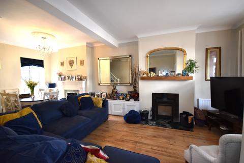 3 bedroom terraced house for sale, Smeaton Road, Woodford Green, Chigwell, IG8