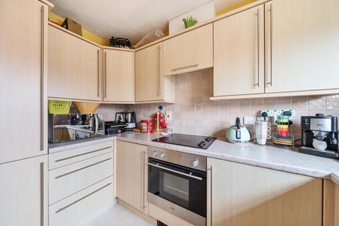 2 bedroom maisonette for sale, Newbury,  Berkshire,  RG14