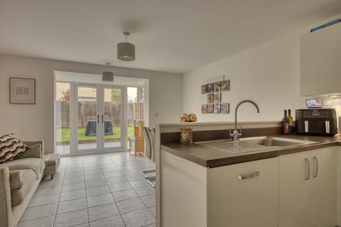 36 Batt Drive, Cheddon Fitzpaine, Taunton, TA2 8FY