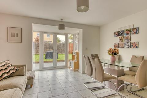 36 Batt Drive, Cheddon Fitzpaine, Taunton, TA2 8FY