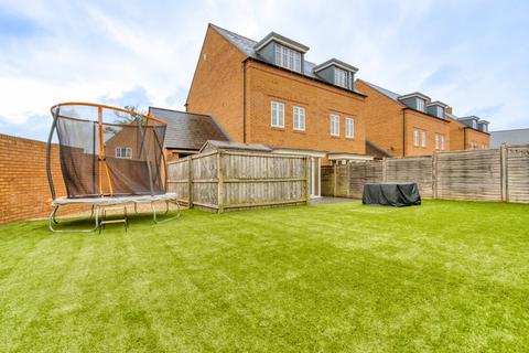 36 Batt Drive, Cheddon Fitzpaine, Taunton, TA2 8FY