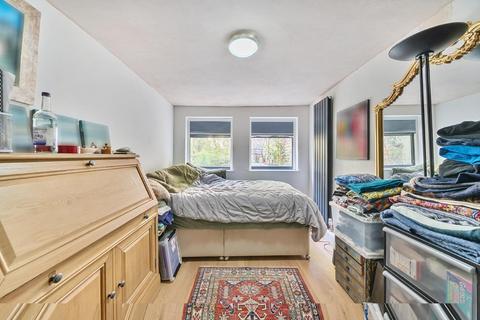 Basement Flat, 67 Amberley Road, London, W9 2JL