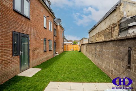 undefined, Endsleigh Road, Southall