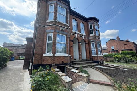 1 bedroom ground floor flat to rent, Basement Flat, 27 Glebelands Road