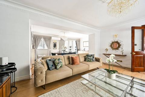 undefined, Brick Street, Mayfair, London, W1J