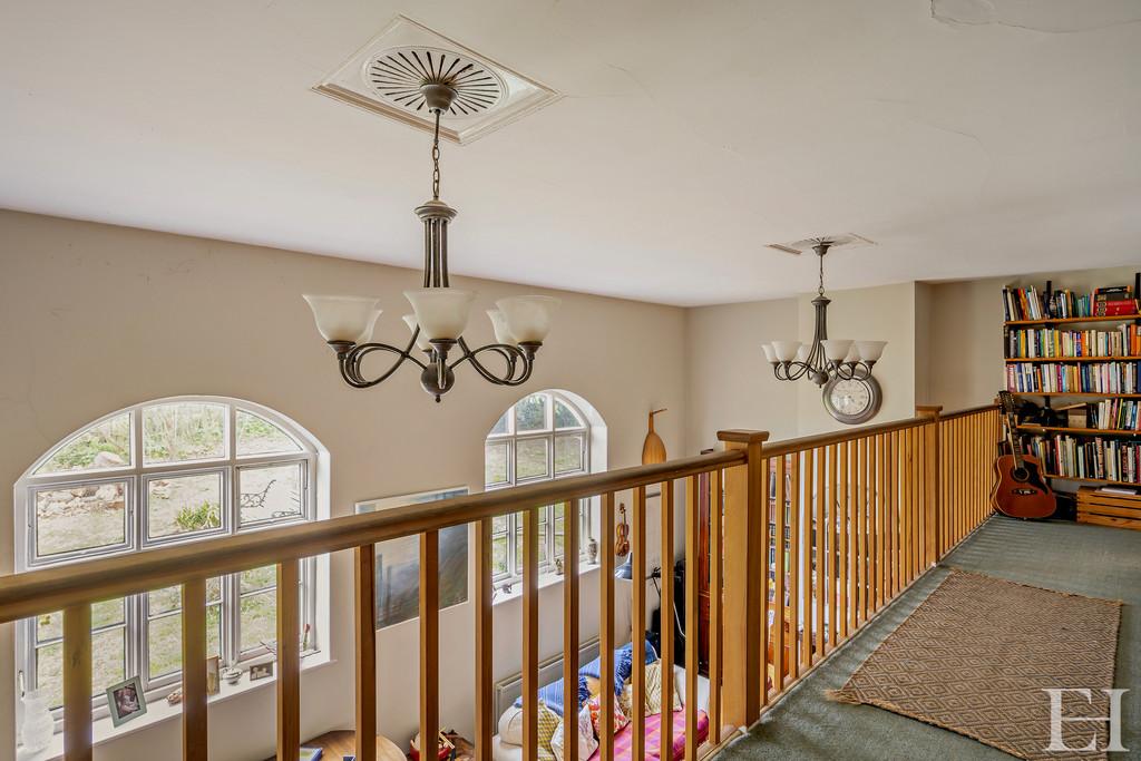 8642411-interior WM18-800
