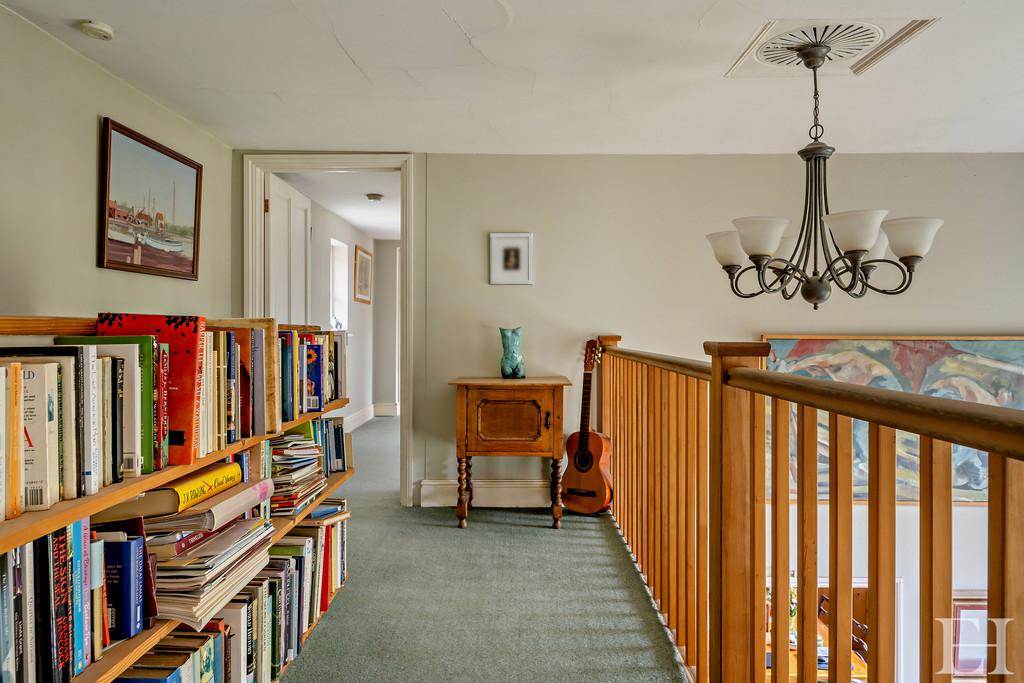8642411-interior WM19-800