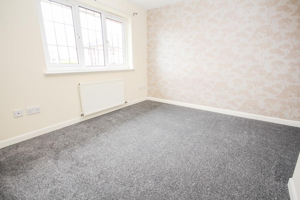 2 Barton Ct - Small Redone-15