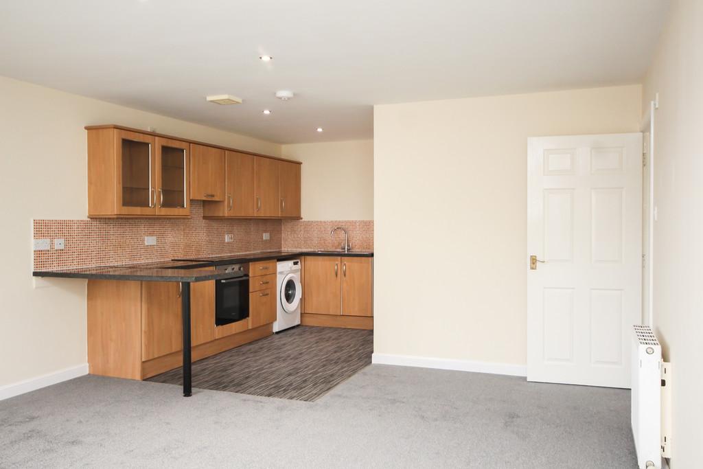2 Barton Ct - Small Redone-07