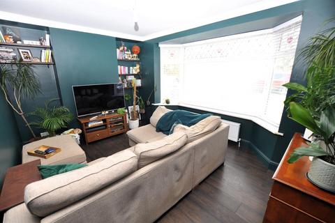 2 bedroom semi-detached house for sale, Beech Avenue, Stretton DE13