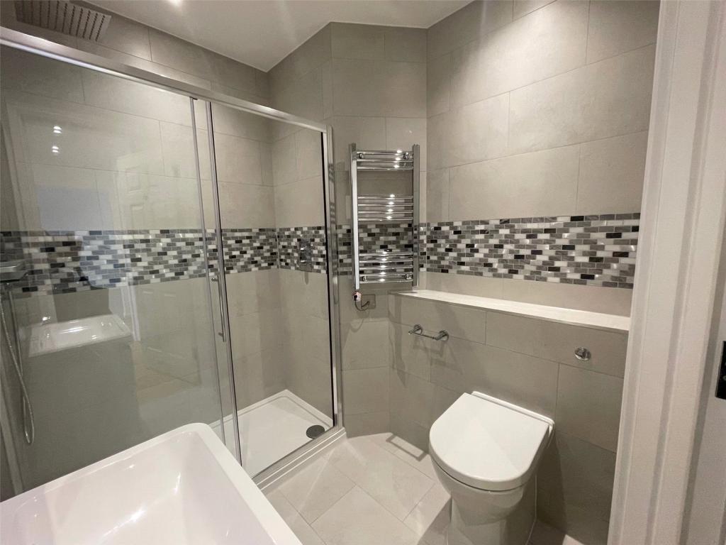 Heathside-finchley-road-golders-hill-nw11