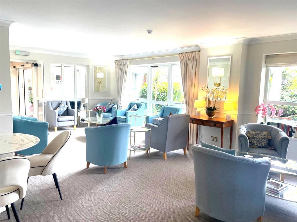 Heathside-finchley-road-golders-hill-nw11