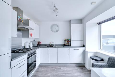 22 Marshfoot Close, Aveley, South Ockendon, RM15 4DW