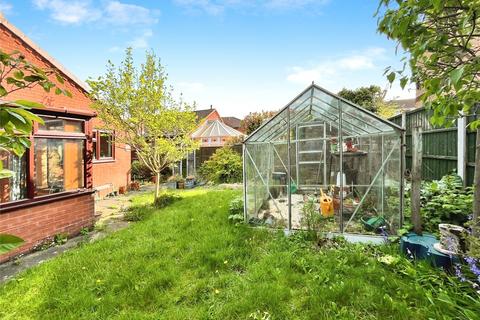 8 Copplestone Drive, Nottingham, NG3 5SH