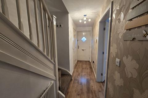 3 bedroom terraced house to rent, Acasta Way, Hull, North Humberside, HU9