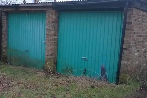 Garage to rent, Hardy Way, Enfield EN2