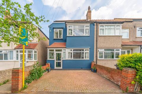 3 bedroom semi-detached house for sale, Eldertree Way,, Mitcham, CR4