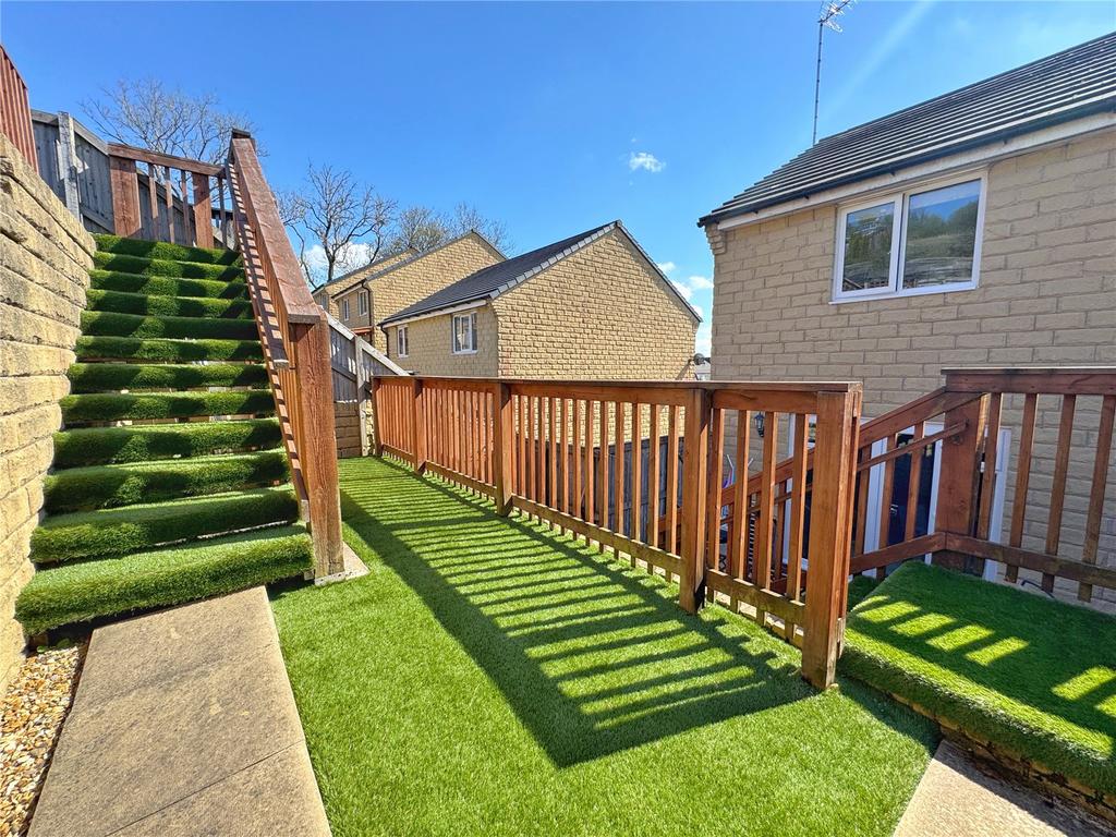 Middle Deck