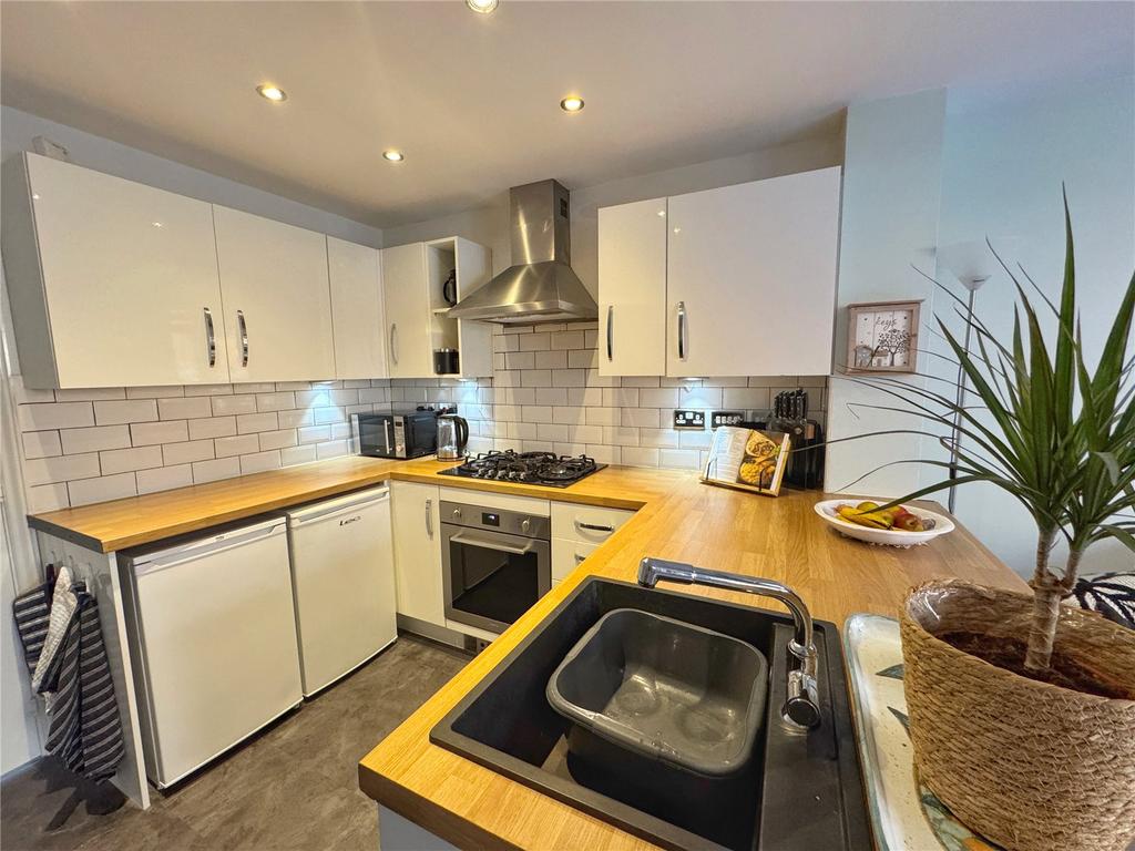 Fitted Kitchen