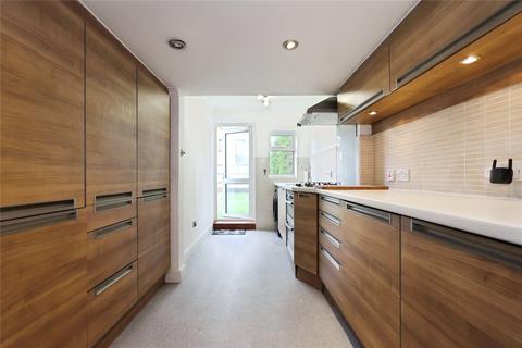 undefined, High Street, Knaphill, Woking, Surrey, GU21