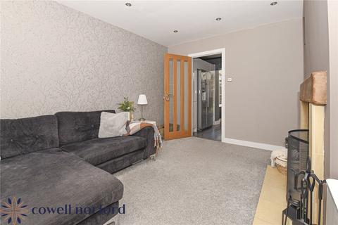35 Birch Crescent, Newhey, Rochdale, OL16 4LL