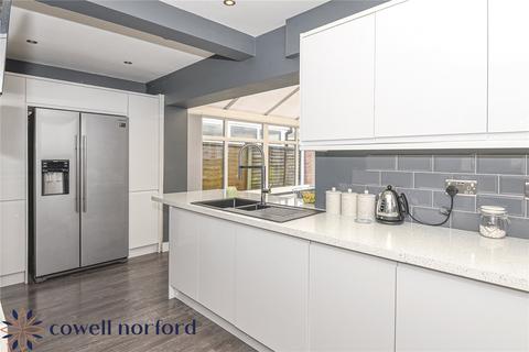 35 Birch Crescent, Newhey, Rochdale, OL16 4LL