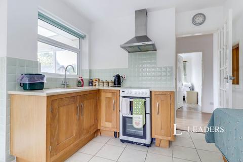 2 bedroom bungalow to rent, New Street, Queniborough, LE7