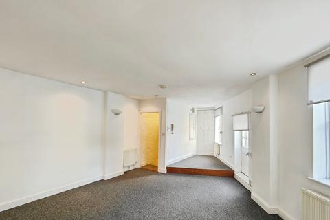 2 bedroom apartment to rent, Colwyn Road, Northampton, NN1 3PX