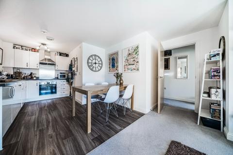 2 bedroom apartment for sale, Sayers Way, Erith, Kent, DA8