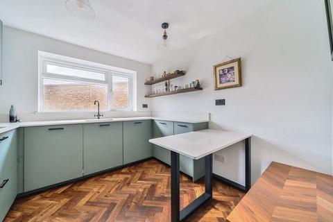 22 Brentwood Close, London, SE9 2DT