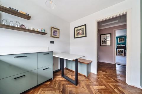22 Brentwood Close, London, SE9 2DT