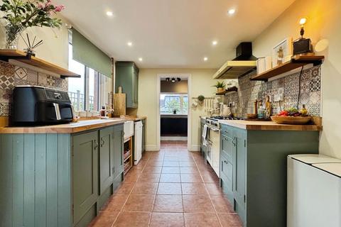 131 Cher, Minehead, TA24 5EL