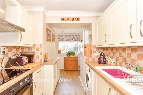 3 bedroom semi-detached house for sale, Crofton Close, Waterlooville, Hampshire