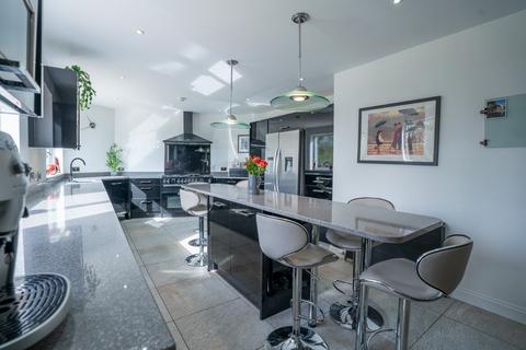 5 bedroom terraced house for sale, Woodburn Crescent, Aberdeen, AB15