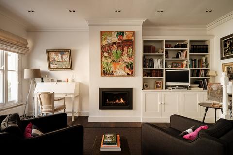 undefined, Kynance Mews, London, SW7