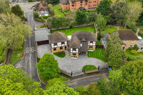 5 bedroom detached house for sale, Horton Close, Maidenhead