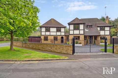 5 bedroom detached house for sale, Horton Close, Maidenhead