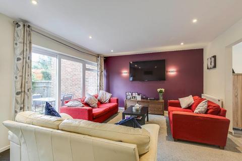 113 Osward, Croydon, CR0 9HD