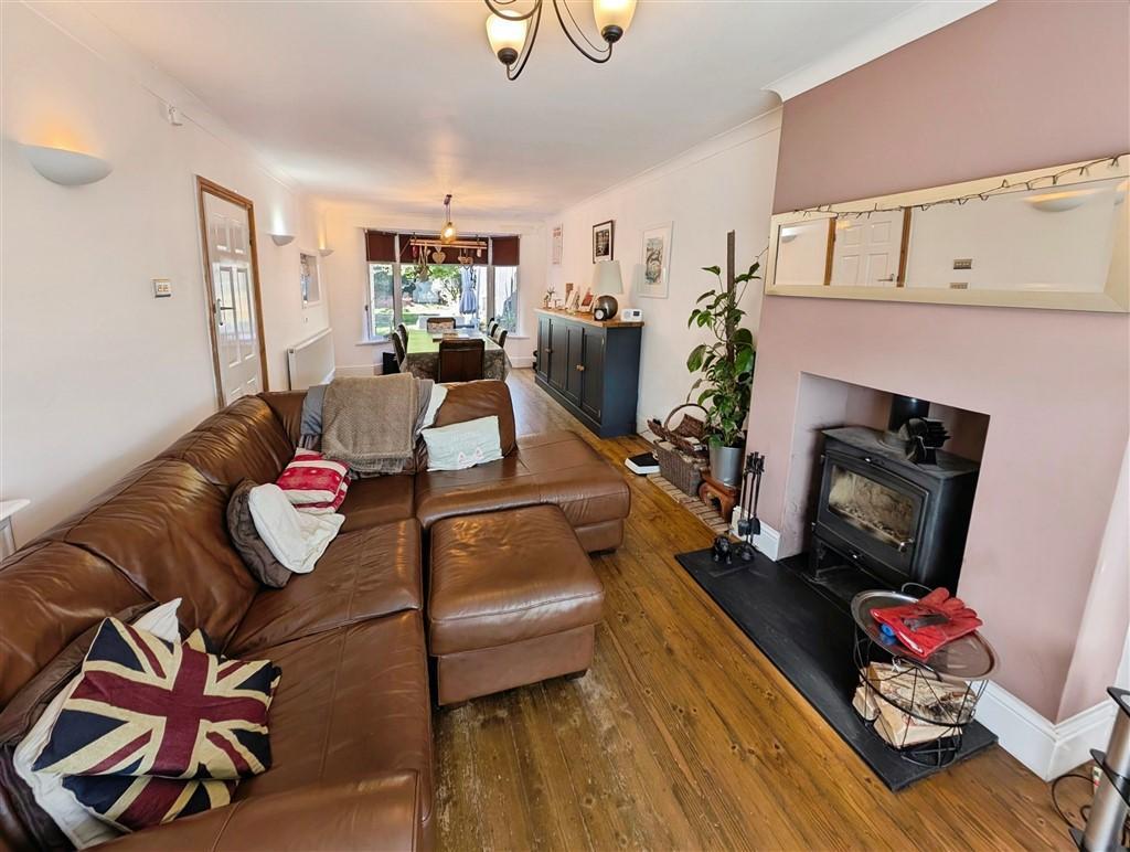 Living/Dining Room