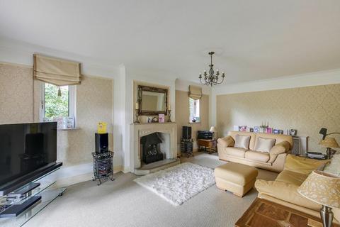 undefined, 2 Ballards Rise, South Croydon, CR2 7JT