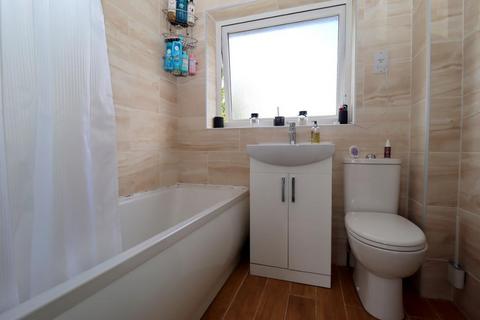 25 Benington Close, Luton, LU2 7YJ