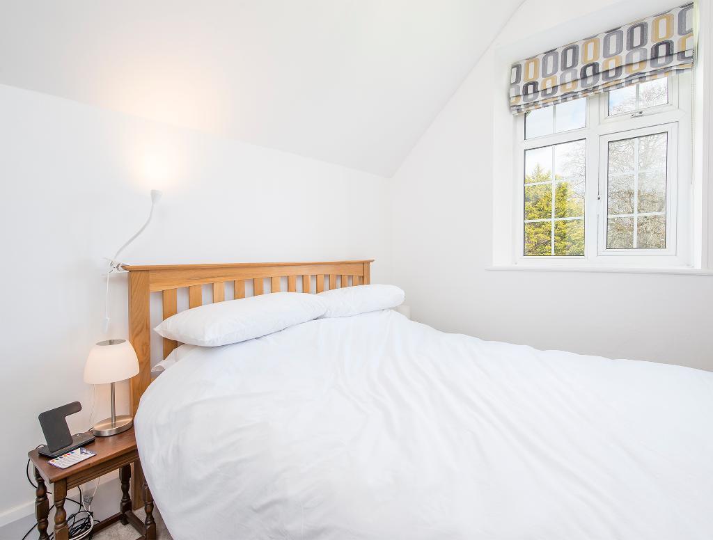 Bedroom 3 - View 2
