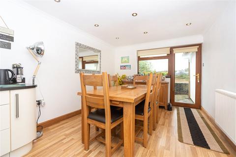 undefined, Gors Bach, Llanddeiniolen, Caernarfon, Gwynedd, LL55