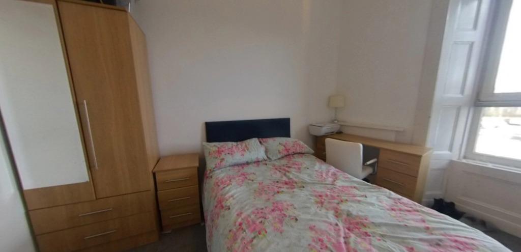 2 16472627137846.jpg